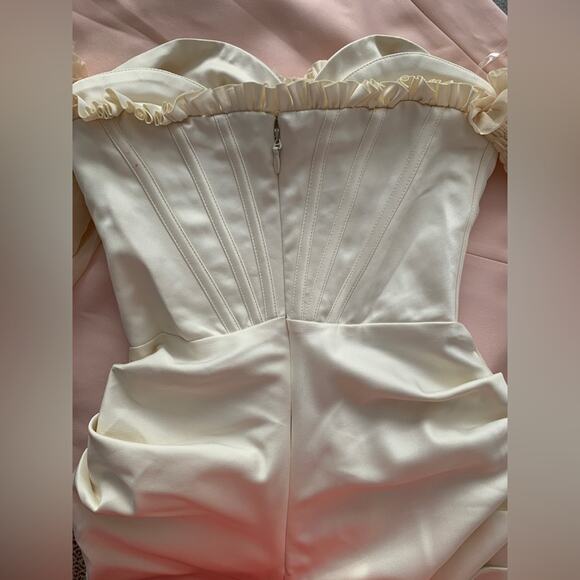 HOUSE OF CB Beau White Ivory Draped Corset Bustier Dreamy Flowy Chiffon Dress - Picture 16 of 16